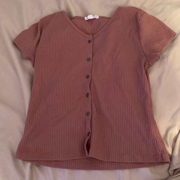 Maroon faux button shirt - Picture 1 of 3
